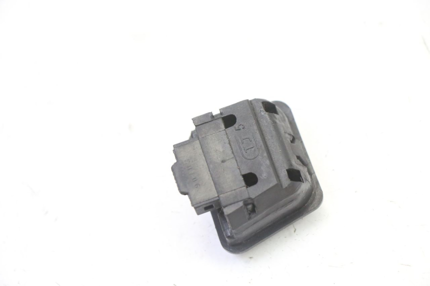 photo de COMUTADOR DE FAROL ALTO SYM FIDDLE 3 III 50 (2014 - 2020) - Outro ângulo de visão