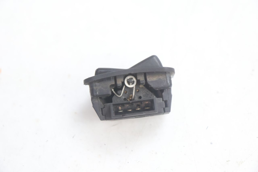 photo de COMUTADOR DE FAROL ALTO SYM FIDDLE 3 III 50 (2014 - 2020) - Zoom do estado de desgaste