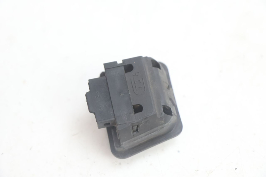 photo de COMUTADOR DE FAROL ALTO SYM FIDDLE 3 III 50 (2014 - 2020) - Outro ângulo de visão