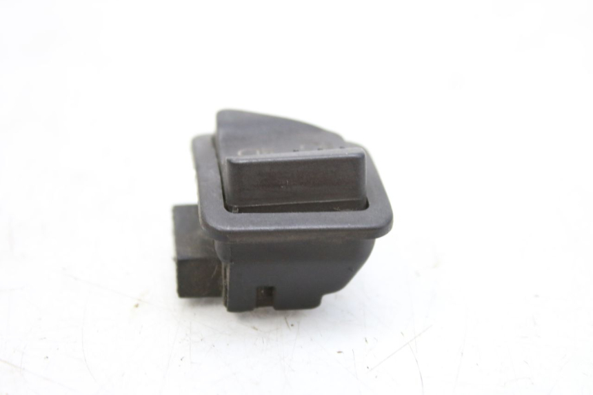 photo de COMANDO FAROL ALTO PIAGGIO FLY 2T 50 (2004 - 2017) - Outro ângulo de visão
