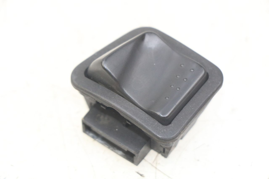 photo de COMANDO FAROL ALTO PIAGGIO FLY 2T 50 (2004 - 2017) - Vista principal