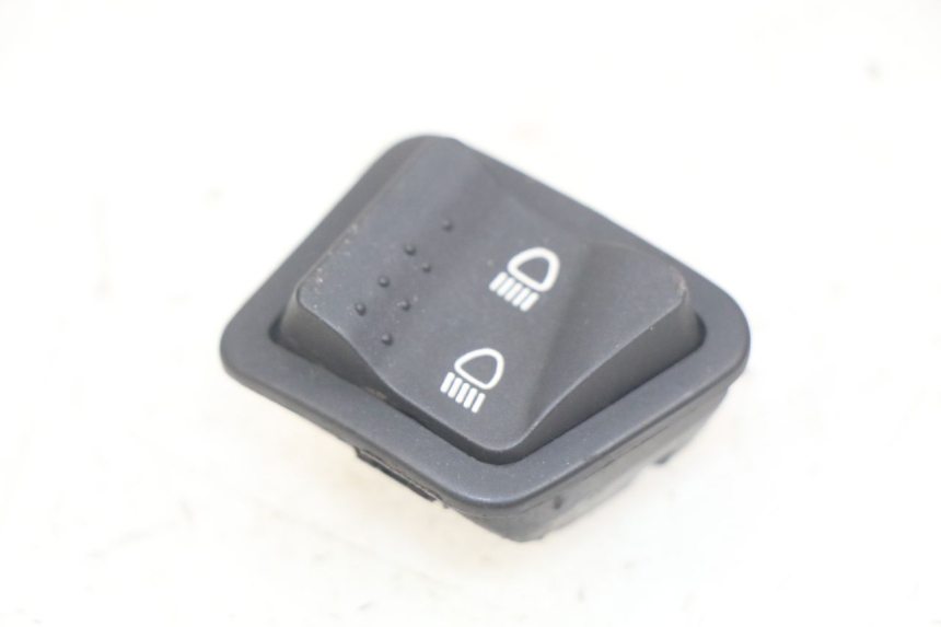 photo de COMANDO FAROL ALTO PIAGGIO FLY 4T 50 (2013 - 2017) - Vista principal