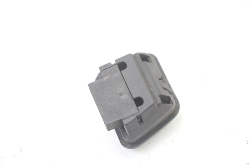 photo de INTERRUPTOR DE FAROL ALTO GILERA STALKER 50 (1997 - 2005) - Outro ângulo de visão