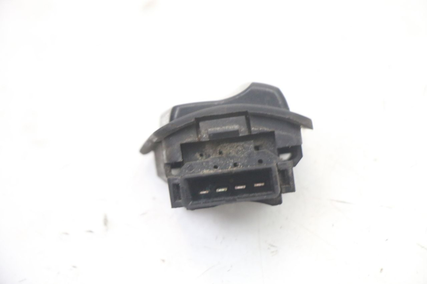 photo de INTERRUPTOR DO FAROL ALTO HONDA SH i 300 (2015 - 2020) - Outro ângulo de visão