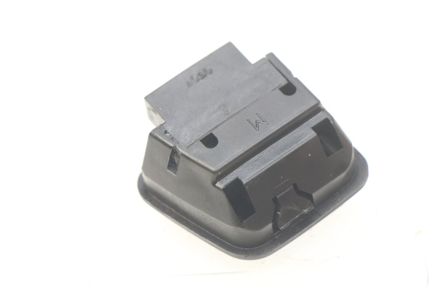 photo de COMANDO FAROL ALTO PIAGGIO LIBERTY 4T 50 (2004 - 2008) - Detalhe da peça
