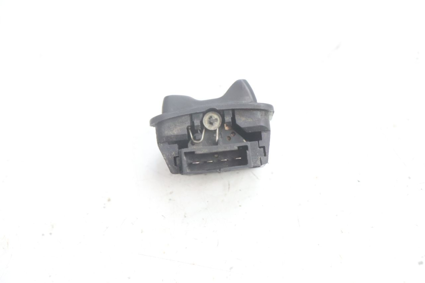 photo de INTERRUPTOR DO FAROL ALTO PIAGGIO LIBERTY 125 (1998 - 2008) - Outro ângulo de visão