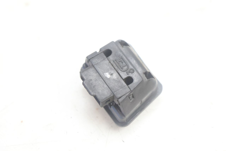 photo de COMANDO FAROL ALTO KYMCO LIKE 125 (2009 - 2016) - Outro ângulo de visão