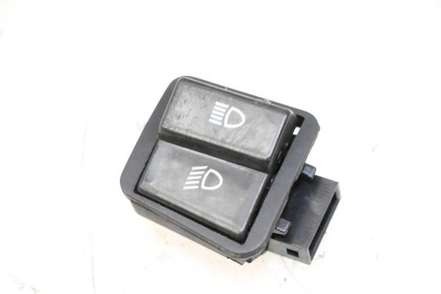 photo de INTERRUPTOR DE FAROL ALTO LONGJIA SHARPY 125 (2020 - 2024) - Vista principal