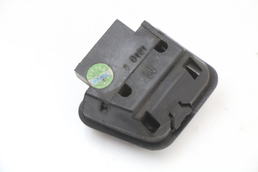 photo de COMUTADOR DE FAROL ALTO PIAGGIO MP3 125 (2006 - 2014) - Outro ângulo de visão