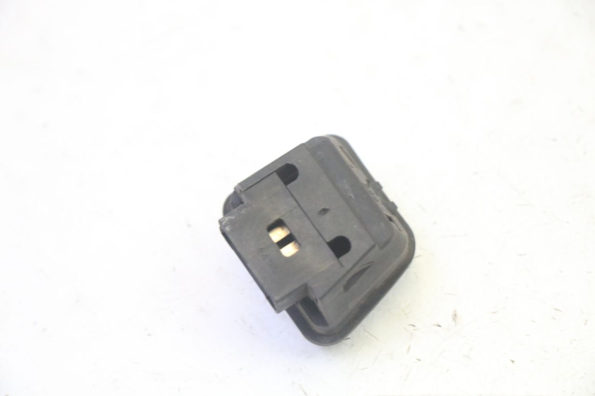 photo de INTERRUPTOR DO FAROL ALTO PIAGGIO MP3 RL 250 (2006 - 2010) - Outro ângulo de visão