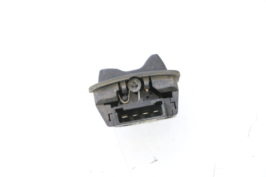 photo de COMUTADOR DE FAROL ALTO PIAGGIO MP3 125 (2006 - 2014) - Outro ângulo de visão