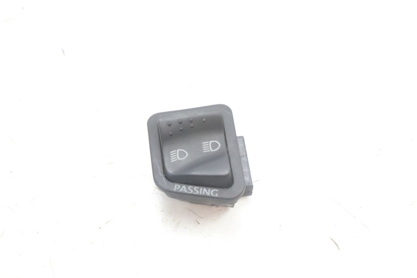 photo de COMANDO FAROL ALTO PIAGGIO MP3 500 (2016 - 2018) - Vista principal