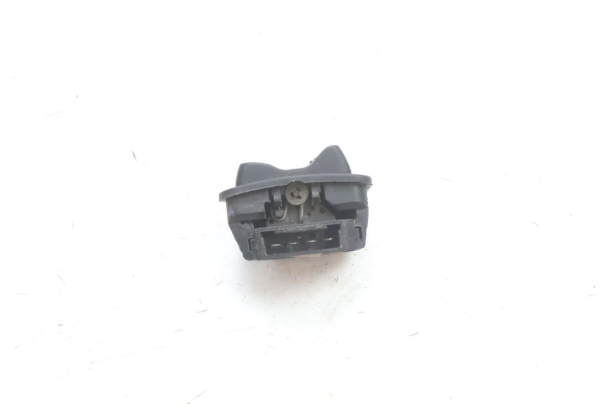 photo de COMANDO FAROL ALTO PIAGGIO MP3 500 (2016 - 2018) - Zoom do estado de desgaste
