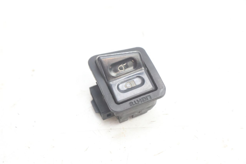 photo de COMANDO FAROL ALTO KYMCO LIKE 4T 50 (2019 - 2025) - Detalhe da peça