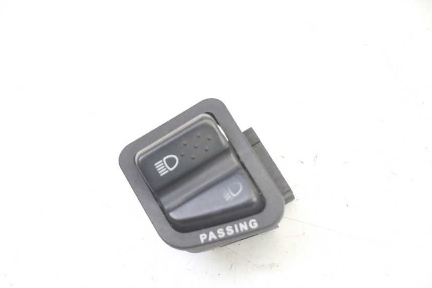 photo de COMANDO FAROL ALTO PIAGGIO NRG POWER PUREJET 50 (2018 - 2021) - Vista principal