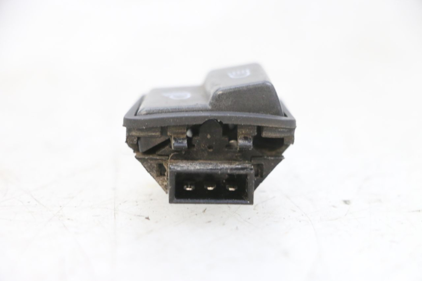 photo de COMANDO FAROL ALTO JM MOTORS OLDIES GT 4T 50 (2018 - 2025) - Detalhe da peça