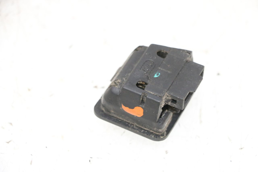 photo de COMUTADOR DE FAROL ALTO SYM ORBIT 2 50 (2008 - 2014) - Detalhe da peça