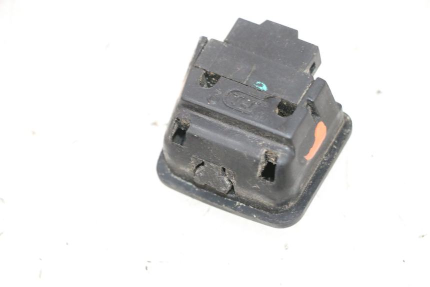 photo de COMUTADOR DE FAROL ALTO SYM ORBIT 2 50 (2008 - 2014) - Zoom do estado de desgaste