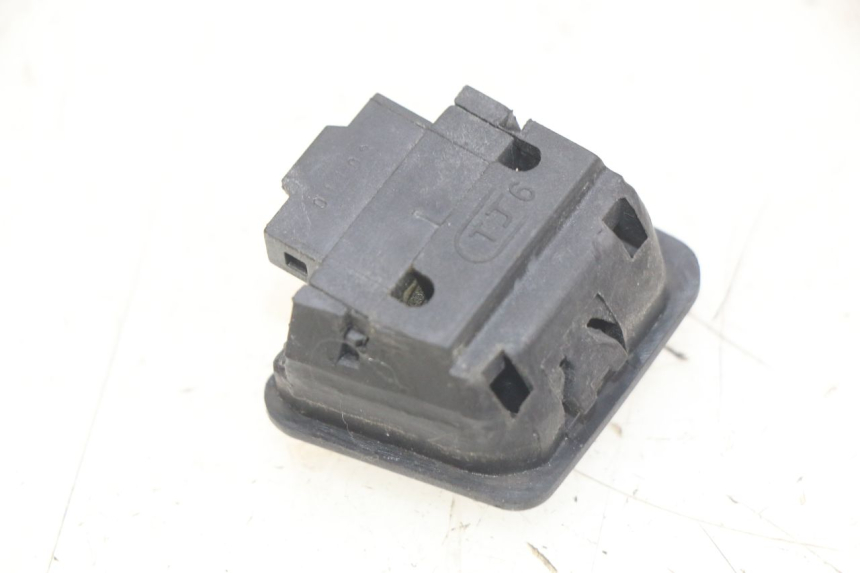 photo de INTERRUPTOR DE FAROL ALTO SYM ORBIT III 3 4T 50 (2021 - 2025) - Detalhe da peça