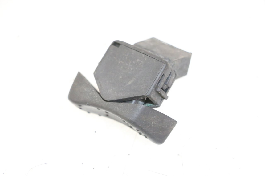 photo de COMUTADOR DE FAROL ALTO PIAGGIO VESPA GRANTURISMO 200 (2004 - 2005) - Detalhe da peça