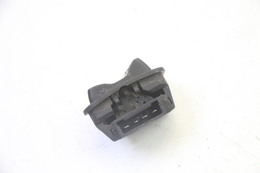 photo de COMANDO FAROL ALTO GILERA RUNNER SP 50 (2009 - 2017) - Zoom do estado de desgaste
