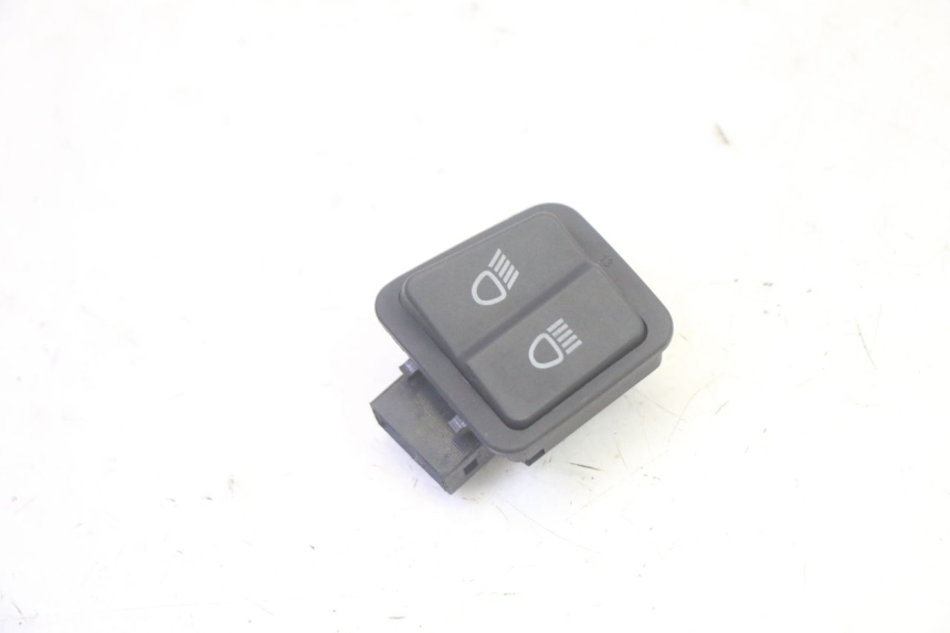 photo de INTERRUPTOR DE FAROL ALTO JM MOTORS SANTANA EVO 50 (2024 - 2026) - Detalhe da peça