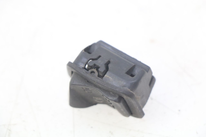photo de COMANDO FAROL ALTO APRILIA SR 2T 50 (2012 - 2017) - Zoom do estado de desgaste