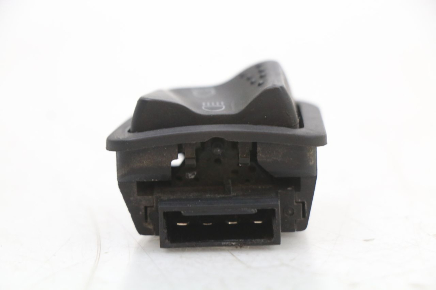 photo de INTERRUPTOR DO FAROL ALTO APRILIA SR 2T 50 (2018 - 2022) - Zoom do estado de desgaste
