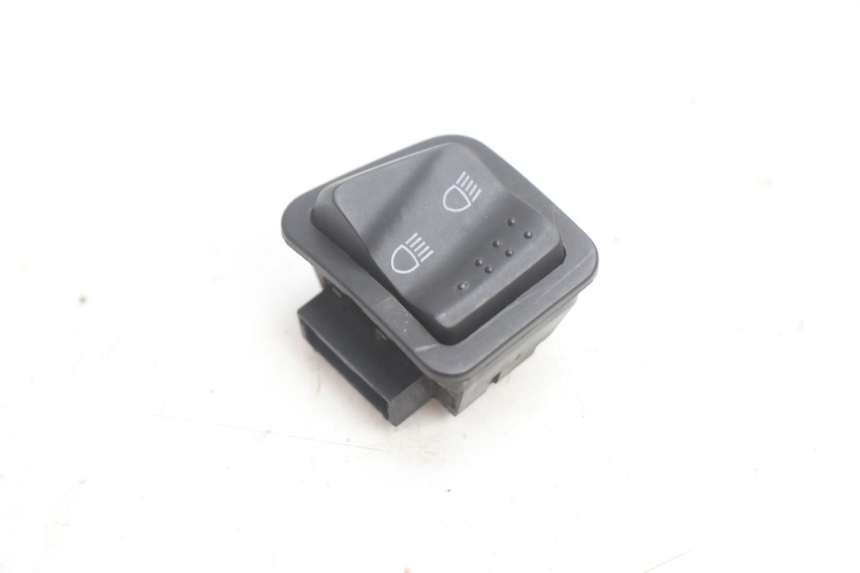 photo de INTERRUPTOR DO FAROL ALTO GILERA STALKER 50 (2004 - 2014) - Detalhe da peça
