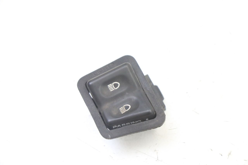 photo de COMUTADOR DE FAROL ALTO PEUGEOT TWEET 4T 50 (2014 - 2019) - Vista principal