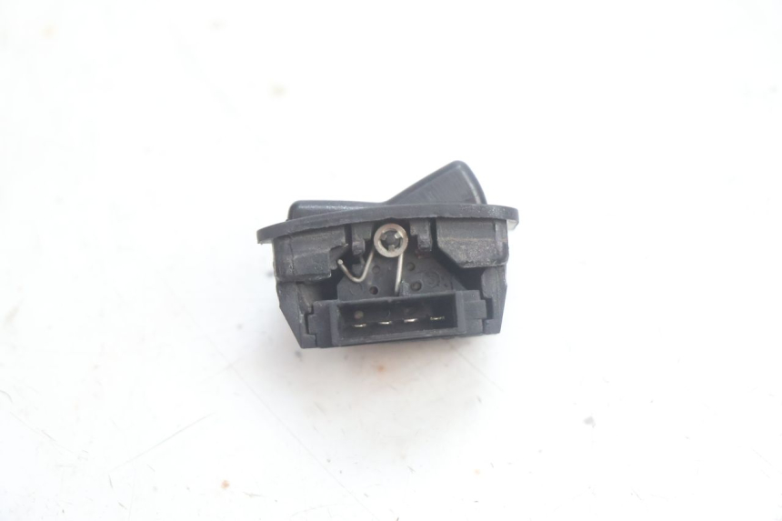 photo de INTERRUPTOR DE FAROL ALTO PEUGEOT TWEET 4T 50 (2018 - 2022) - Outro ângulo de visão