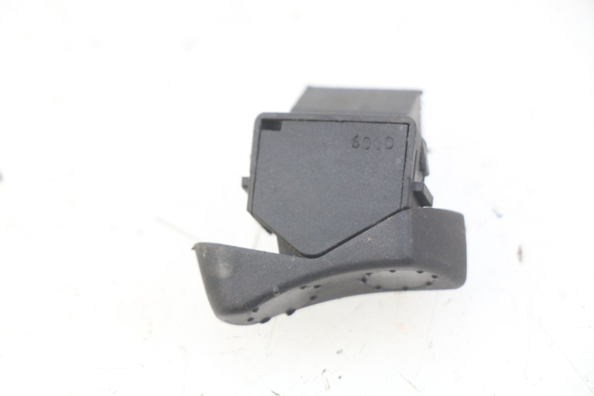 photo de COMANDO FAROL ALTO PIAGGIO VESPA LX 2T 50 (2005 - 2013) - Detalhe da peça