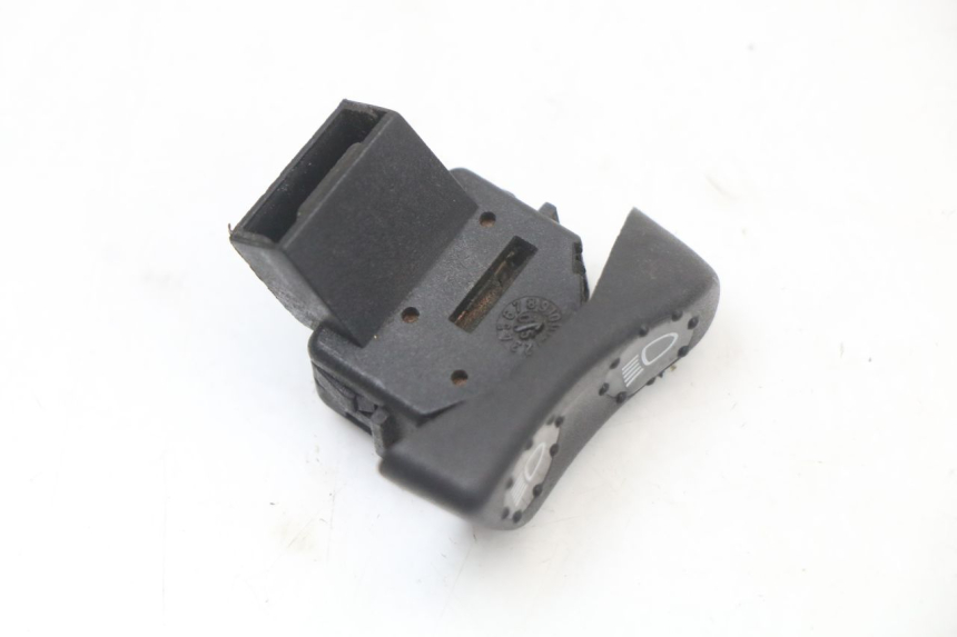 photo de COMANDO FAROL ALTO PIAGGIO VESPA LX 125 (2005 - 2010) - Detalhe da peça
