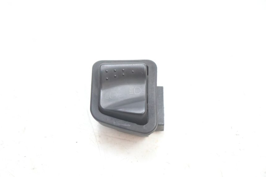photo de INTERRUPTOR DE FAROL ALTO PIAGGIO X8 STREET 125 (2006 - 2007) - Vista principal