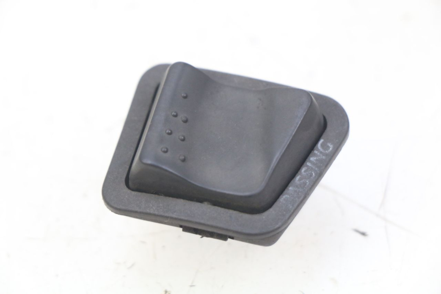 photo de COMANDO FAROL ALTO PIAGGIO XEVO - X EVO 125 (2007 - 2017) - Vista principal