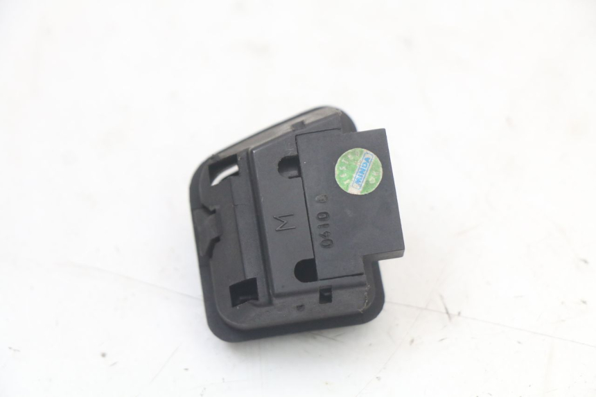 photo de COMANDO FAROL ALTO PIAGGIO XEVO - X EVO 125 (2007 - 2017) - Outro ângulo de visão