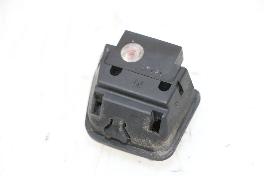 photo de COMANDO FAROL ALTO PIAGGIO XEVO - X EVO 125 (2007 - 2017) - Zoom do estado de desgaste