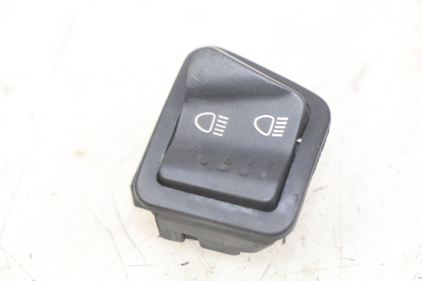 photo de COMANDO FAROL ALTO PIAGGIO ZIP 2T 50 (2009 - 2019) - Vista principal