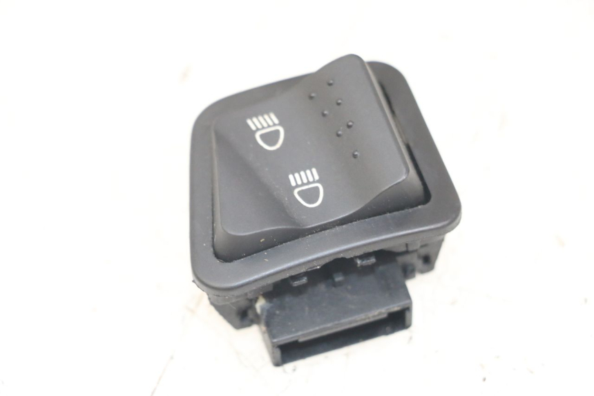 photo de COMANDO FAROL ALTO PIAGGIO ZIP 2T 50 (2009 - 2019) - Vista principal