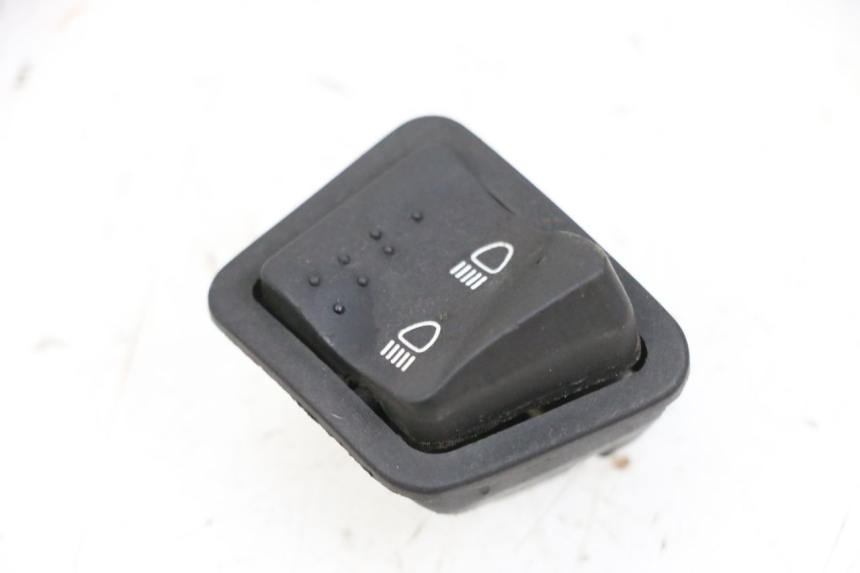 photo de COMANDO FAROL ALTO PIAGGIO ZIP 2T 50 (2009 - 2019) - Vista principal