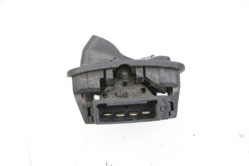 photo de COMANDO FAROL ALTO PIAGGIO ZIP 2T 50 (2009 - 2019) - Zoom do estado de desgaste