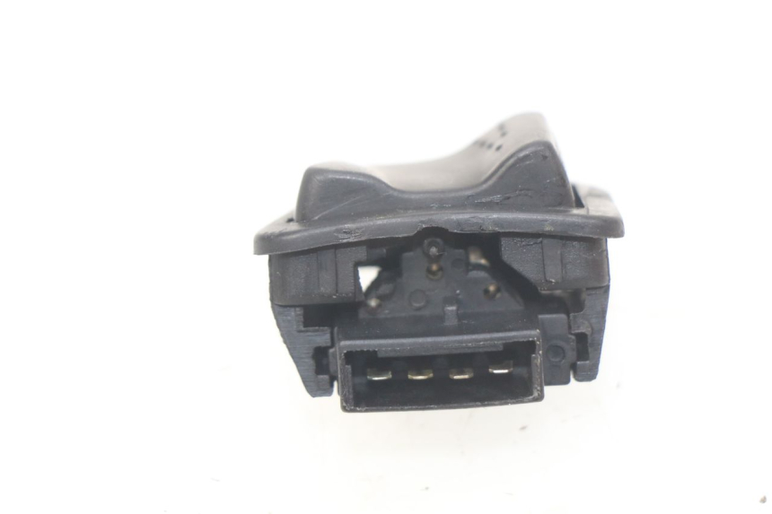 photo de COMANDO FAROL ALTO PIAGGIO ZIP 4T 50 (2018 - 2020) - Zoom do estado de desgaste