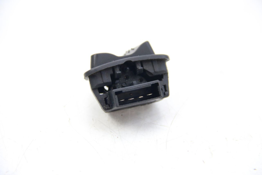 photo de COMANDO FAROL ALTO PIAGGIO ZIP 4T 50 (2018 - 2020) - Zoom do estado de desgaste