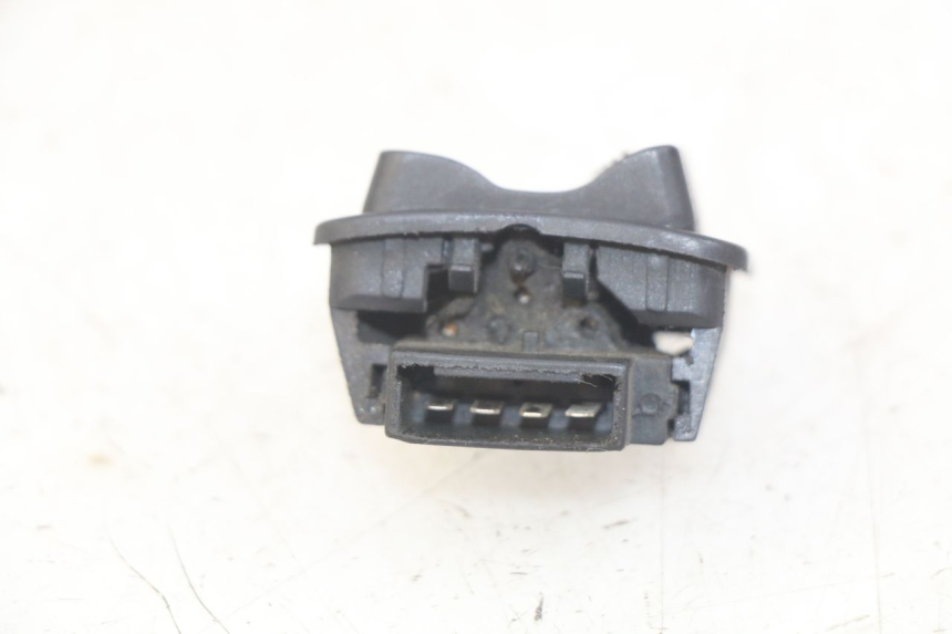 photo de COMANDO FAROL ALTO PIAGGIO ZIP 4T 50 (2018 - 2020) - Zoom do estado de desgaste