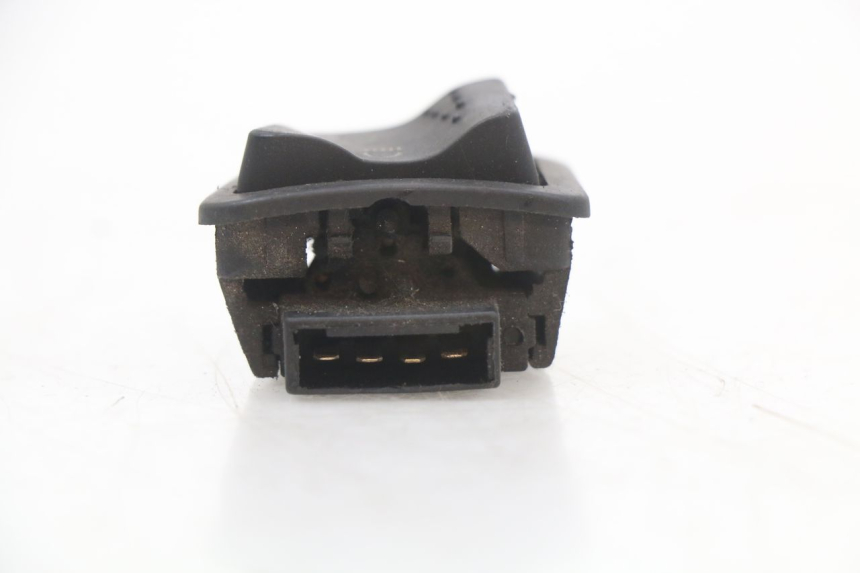 photo de COMANDO FAROL ALTO PIAGGIO ZIP 4T 50 (2018 - 2020) - Zoom do estado de desgaste