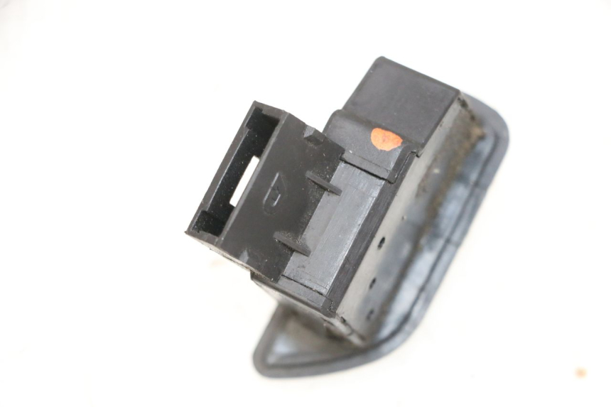photo de COMANDO ROLL LOCK PIAGGIO MP3 HPE 300 (2019 - 2026) - Detalhe da peça