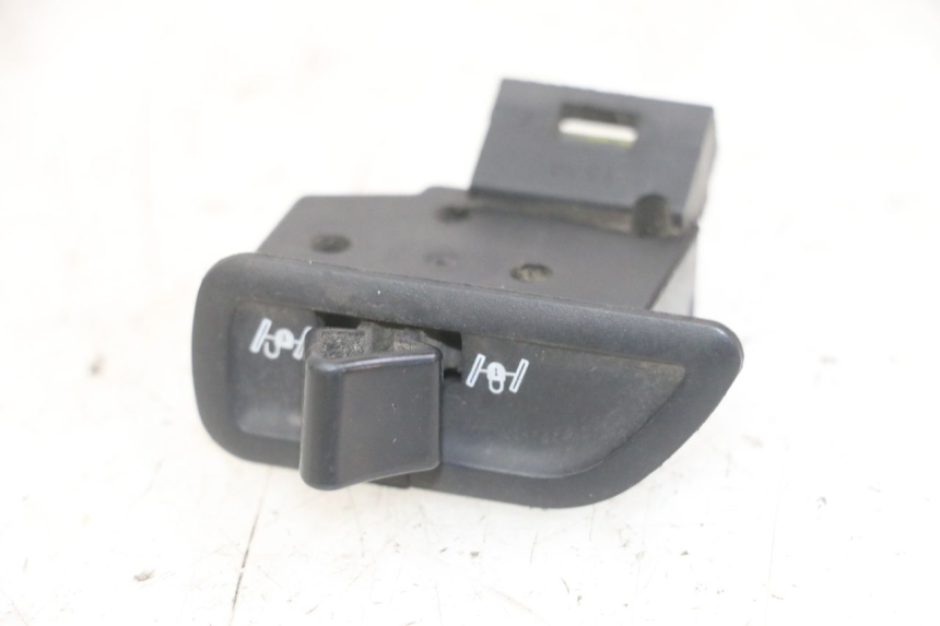 photo de COMANDO ROLL LOCK PIAGGIO MP3 LT 300 (2010 - 2016) - Vista principal