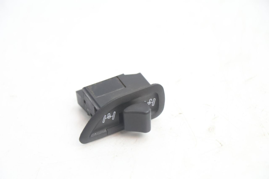 photo de COMANDO ROLL LOCK PIAGGIO MP3 LT 400 (2007 - 2012) - Vista principal
