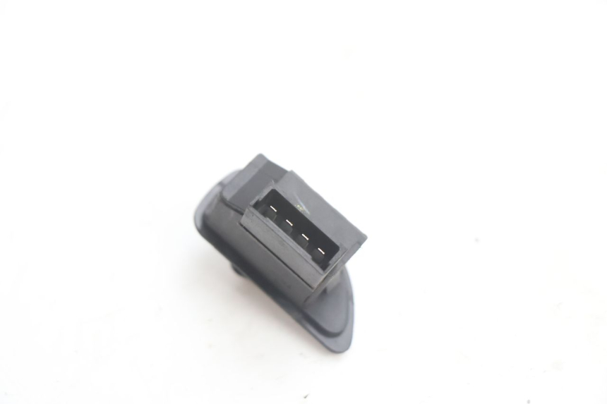 photo de COMANDO ROLL LOCK PIAGGIO MP3 LT 400 (2007 - 2012) - Outro ângulo de visão