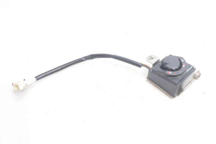 photo de COMUTADOR YAMAHA TDM ABS 900 (2002 - 2014) - Zoom do estado de desgaste